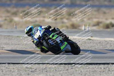 media/Oct-05-2025-CVMA (Sun) [[beeef4f201]]/Race 2-Supersport Middleweight/